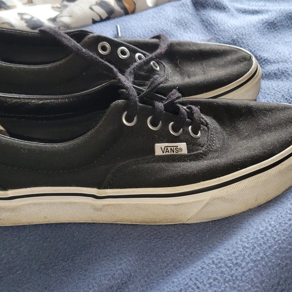 Vans - Picture 1 of 3